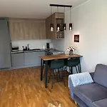 Appartement Moisavahe Street With Parking